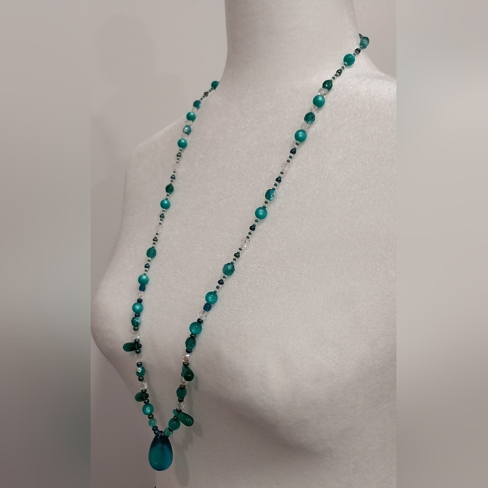 Green Glass Bead Necklace and Earrings Set Sterling Clasp - Picture 5 of 16